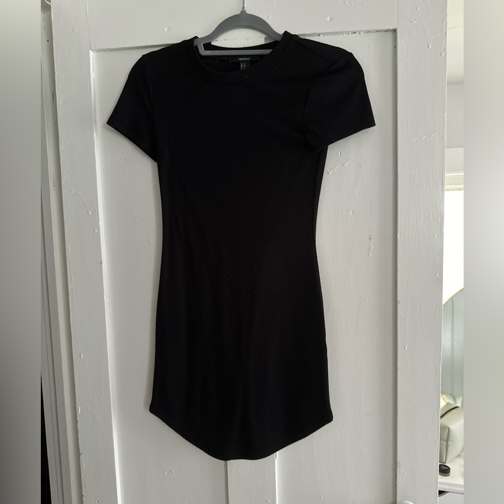 Black short sleeve sweater dress